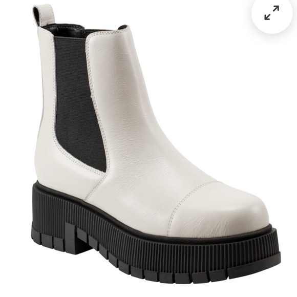 MARC FISHER BERMUDA LUG PLATFORM WHITE BOOTS STRETCHY PULL ON NEW NO TAGS 8.5 - Picture 2 of 14